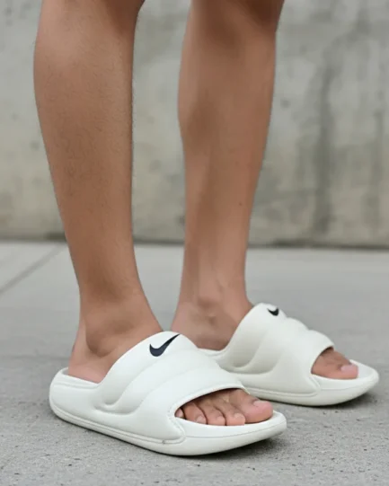 NK Puffy Slide - White